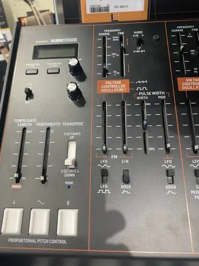 Behringer - ODYSSEY-BEH 2